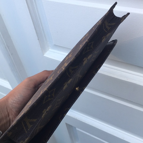 💯Authentic Louis Vuitton Vintage Clutch - Picture 4 of 16